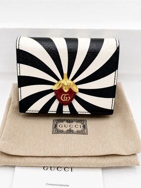 Authentic Gucci Strawberry Optical Print Card Case Wallet NWT Rare